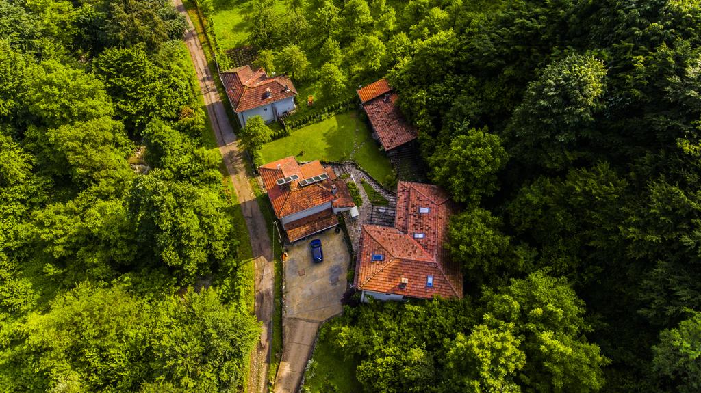 Незабравим Уикенд във вила Вербена, Априлци