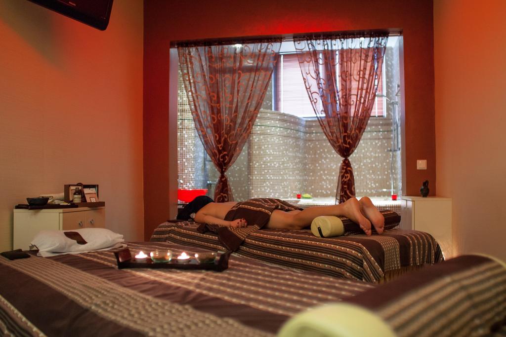 ЛЯТНО УЕЛНЕС ПРЕЖИВЯВАНЕ В DIPLOMAT PLAZA HOTEL & RESORT **** 